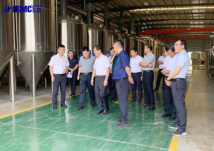 匯冠啤酒設(shè)備工廠